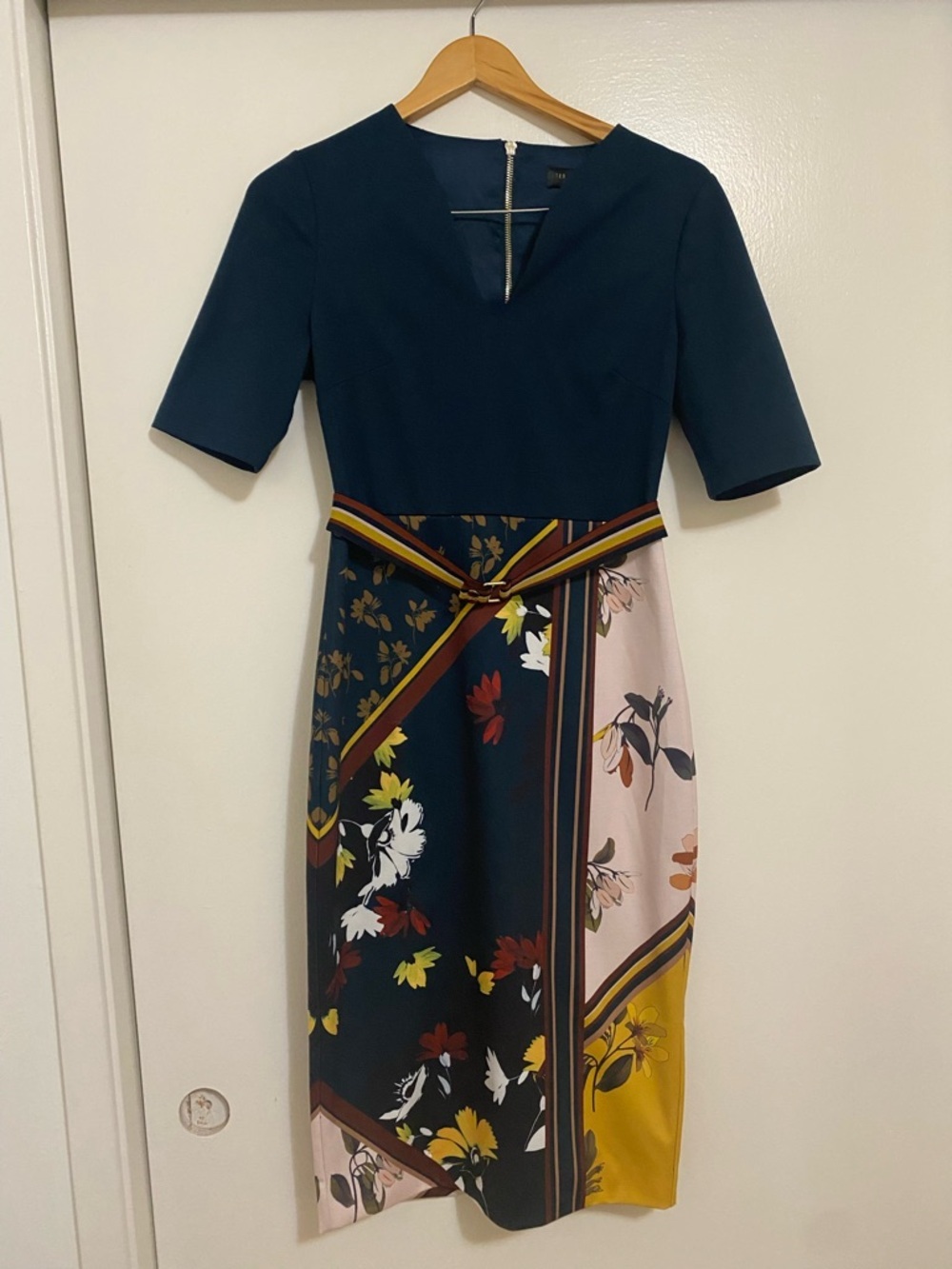 Ted Baker Madiiy Savar Dress Ted Size 1 US 4 - Picture 9 of 15